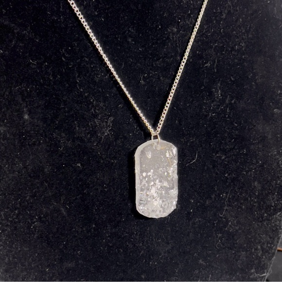 Live Edge Crystal Dog Tag Necklace Handcrafted Epoxy Resin Necklace Silver - Picture 7 of 9